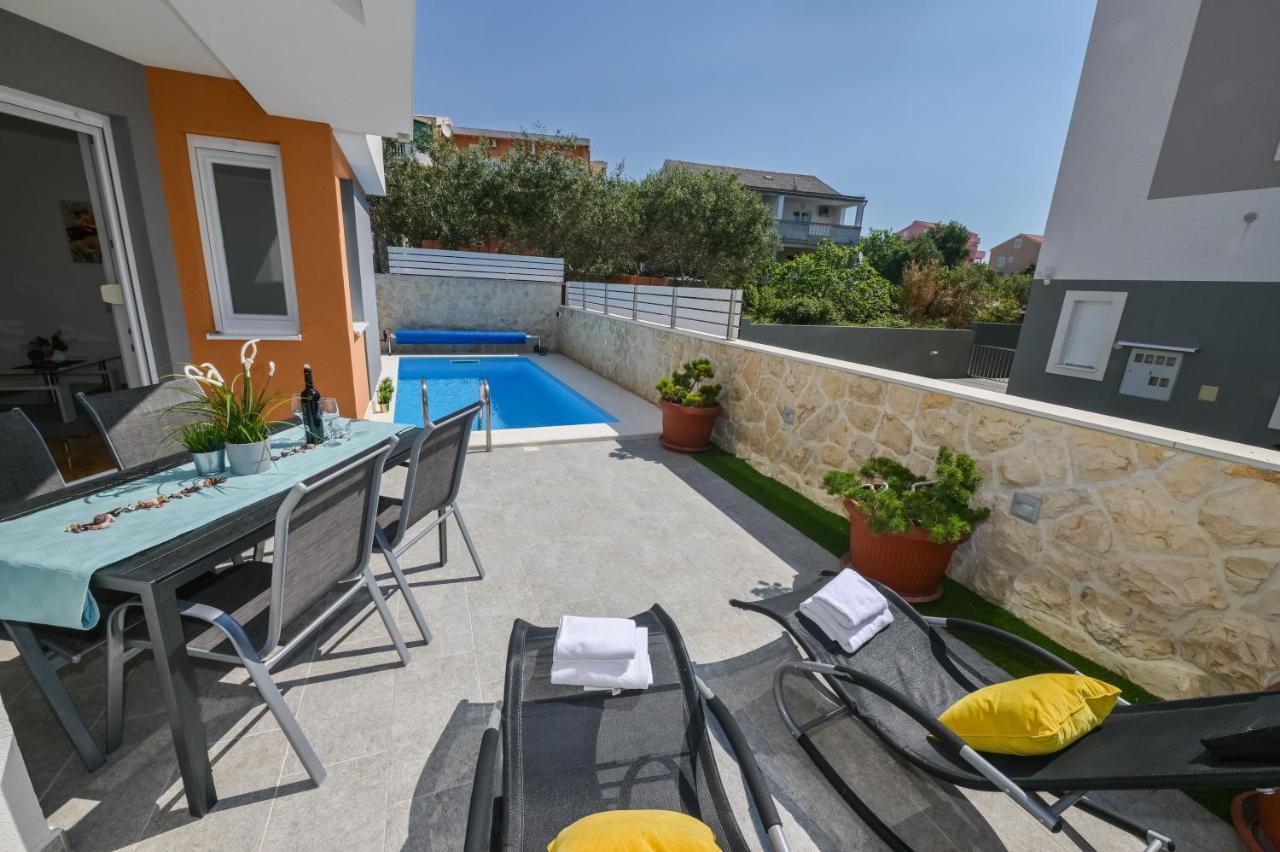 Apartment Funtastic With Private Pool Novalja Kültér fotó