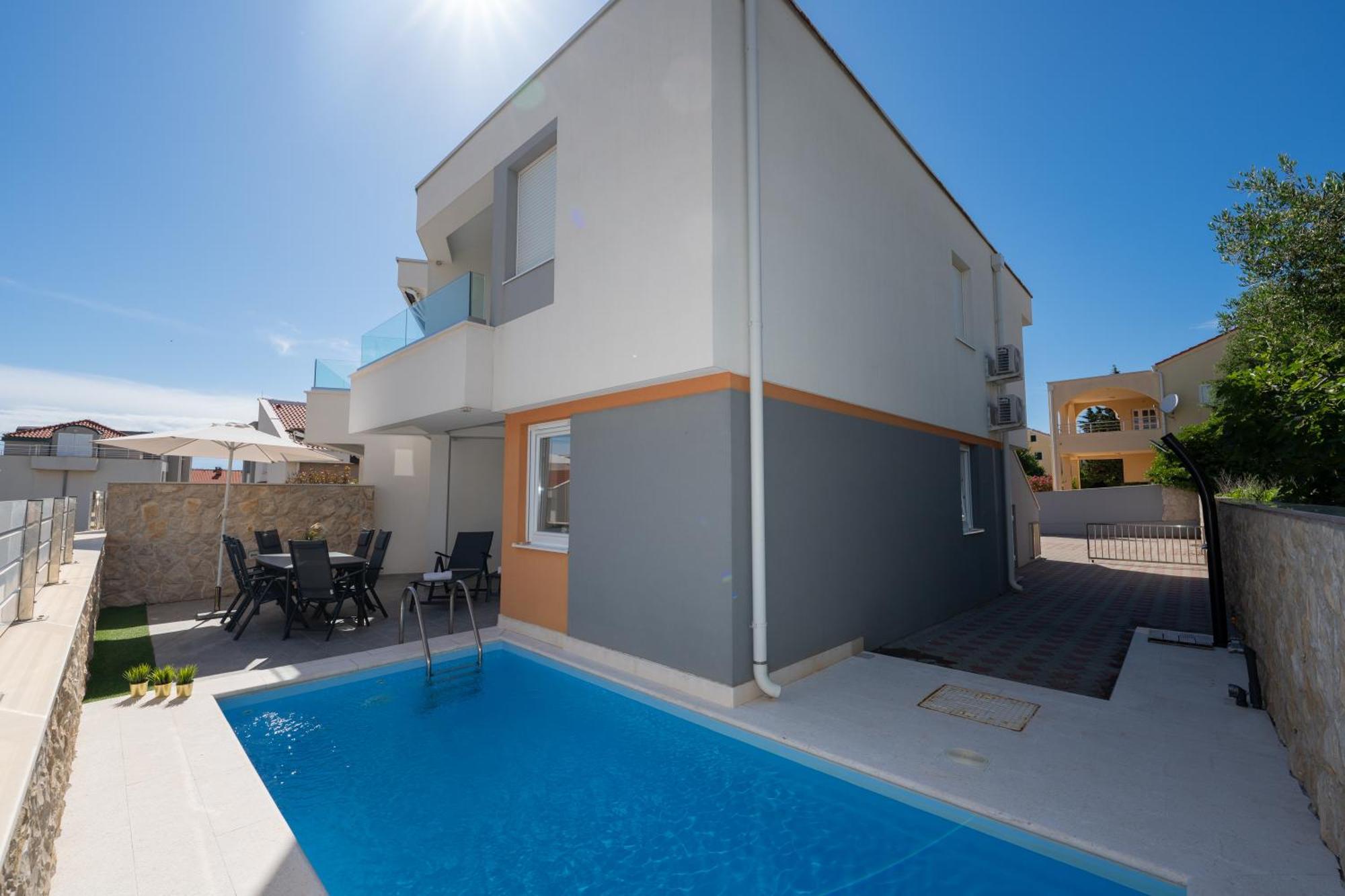 Apartment Funtastic With Private Pool Novalja Kültér fotó