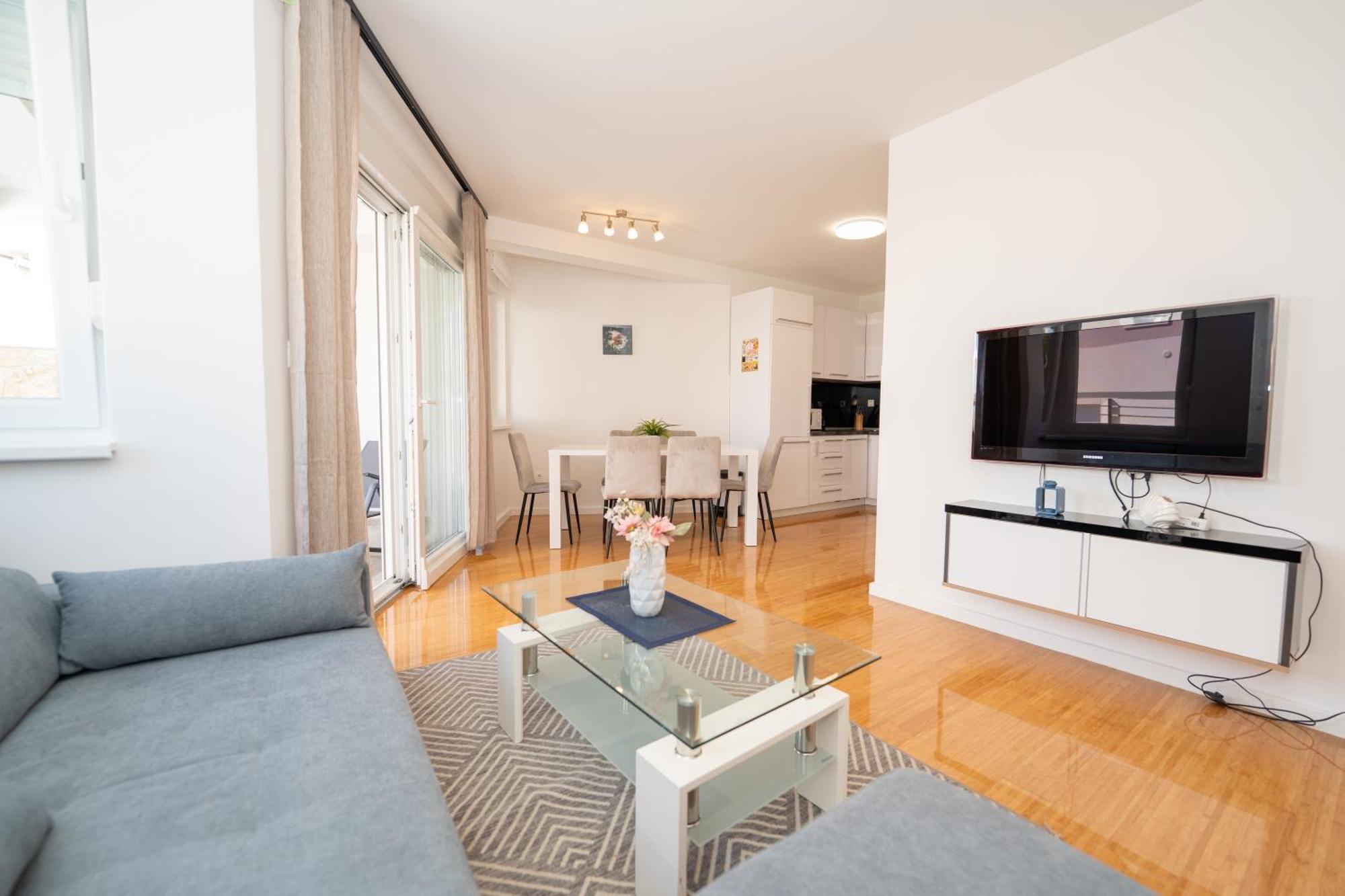 Apartment Funtastic With Private Pool Novalja Kültér fotó