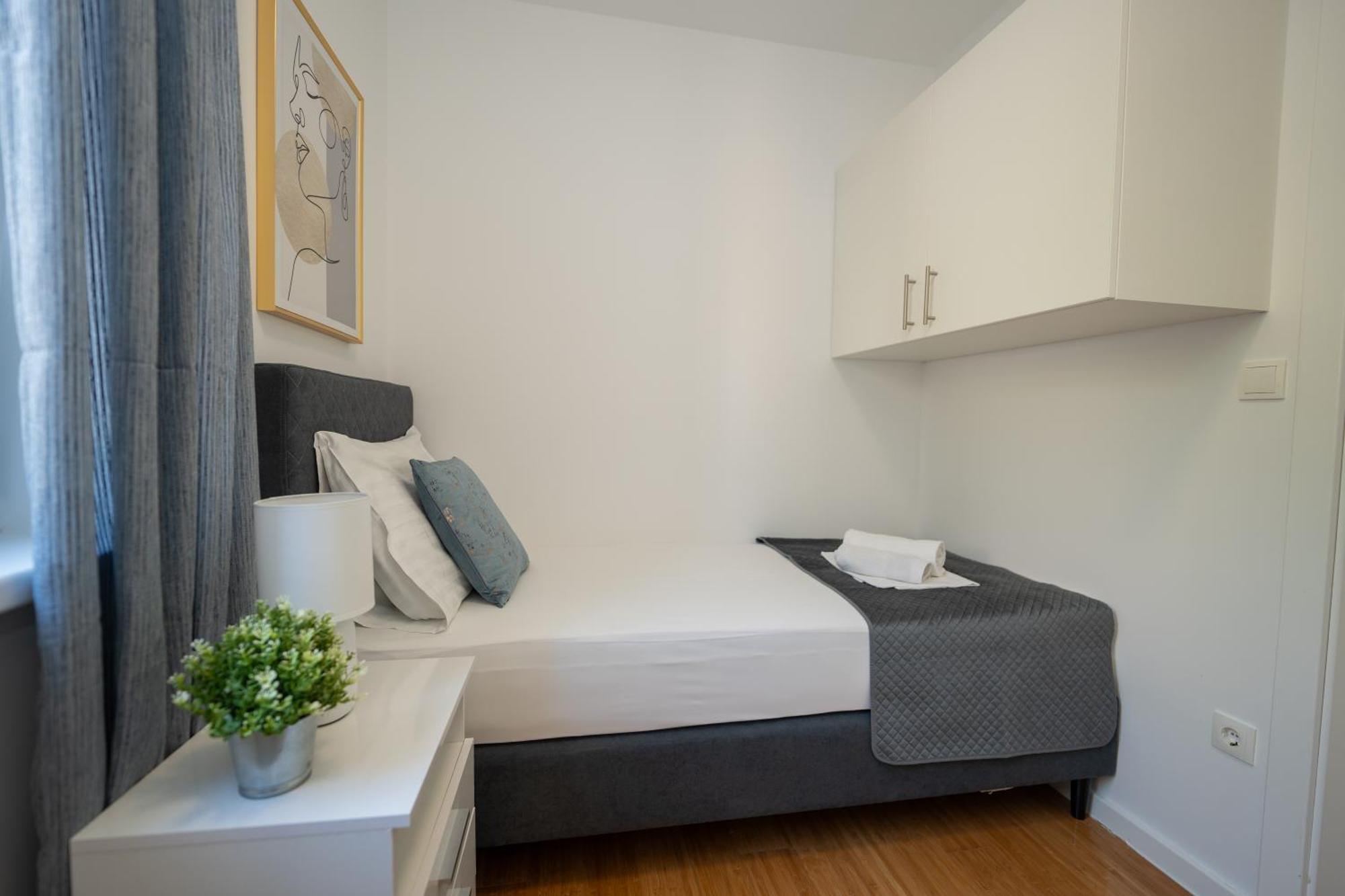 Apartment Funtastic With Private Pool Novalja Kültér fotó